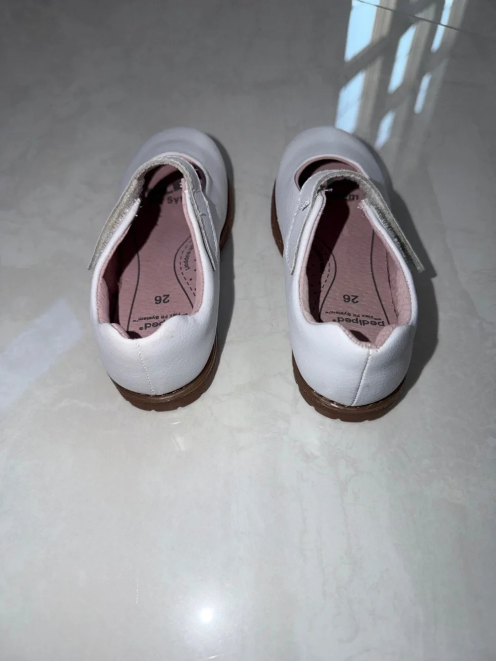 Pediped White Dress Shoes for Kids - size US 9 - 9.5, EU 26 - Picture 4 of 14